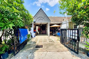 Bandar Tun Hussein Onn