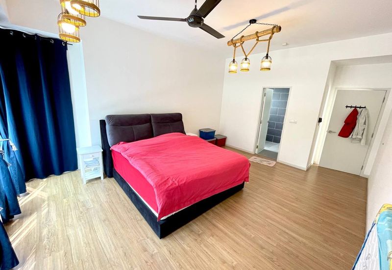 Parkfield Residences, Tropicana Heights