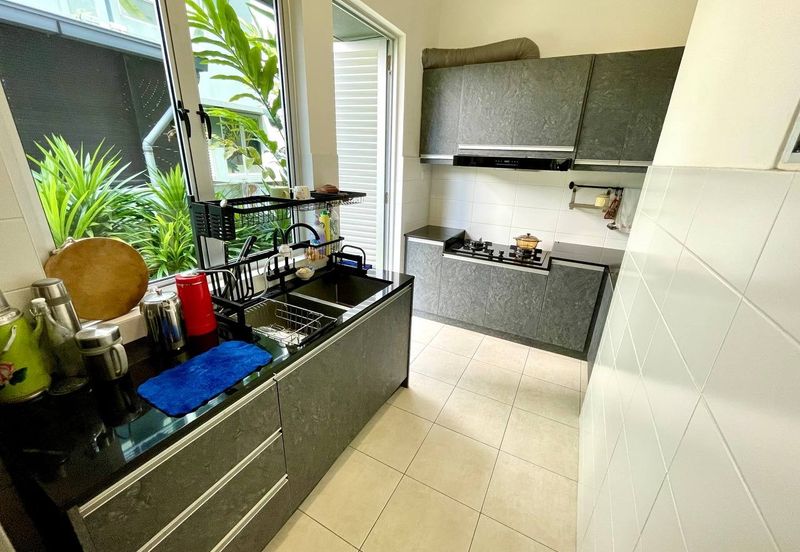 Parkfield Residences, Tropicana Heights