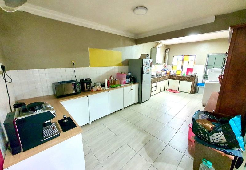 Taman Lembah Keramat AU5