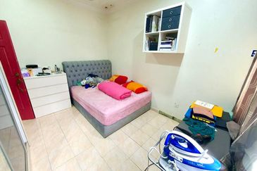 Taman Lembah Keramat AU5