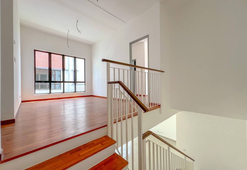 Jalan Setia Utama U13/37F