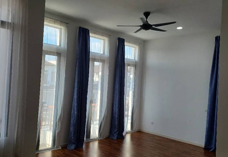 Tenderfields @ Eco Majestic