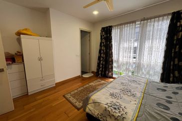 Duta Villa, Presint 14