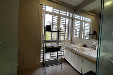 Duta Villa, Presint 14