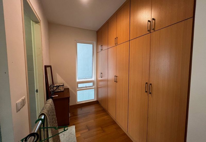 Duta Villa, Presint 14