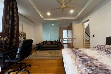 Duta Villa, Presint 14