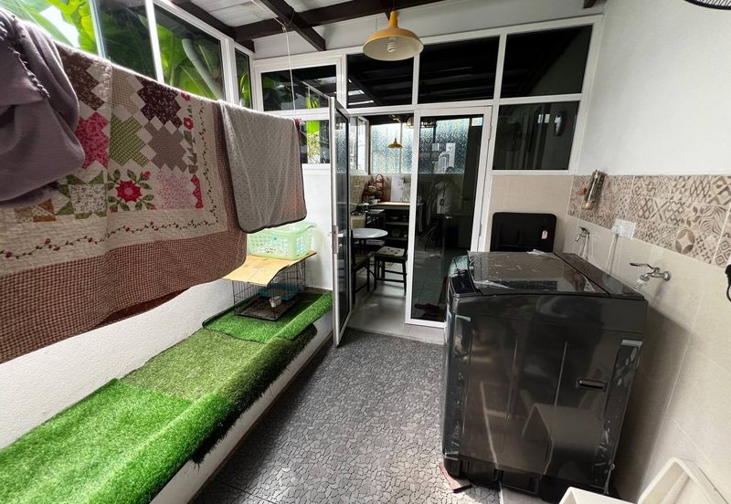 Duta Villa, Presint 14