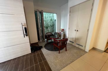 Duta Villa, Presint 14