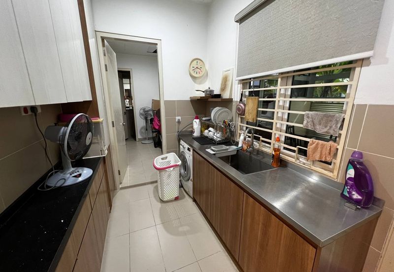 Duta Villa, Presint 14