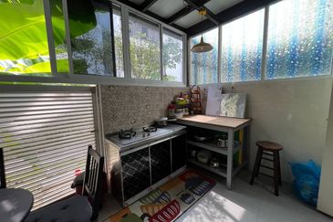 Duta Villa, Presint 14