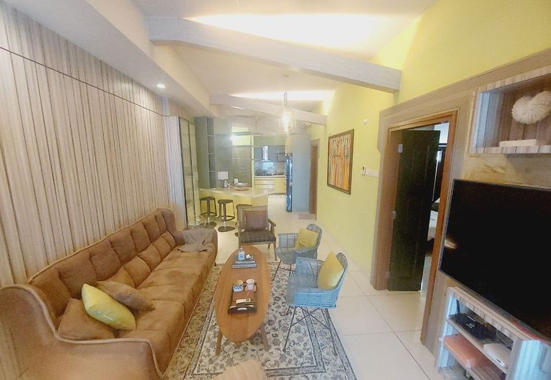 Royal Regent Sri Putramas III