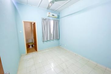 Jalan Prima Saujana 2/F