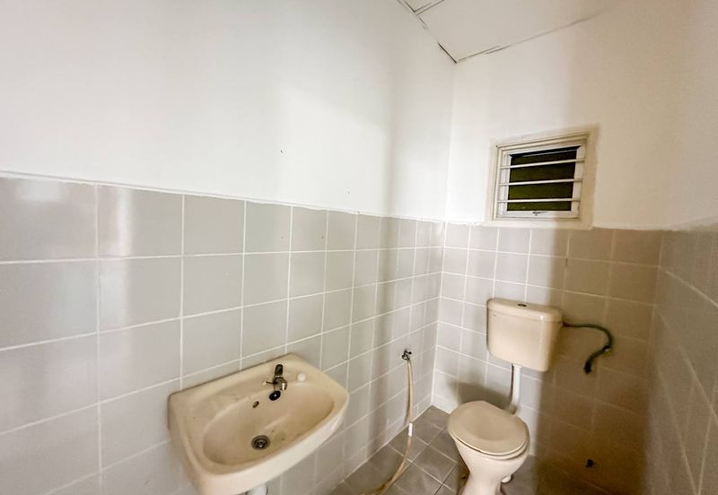 Corner Bandar Tasik Selatan Kuala Lumpur