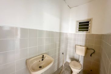 Corner Bandar Tasik Selatan Kuala Lumpur