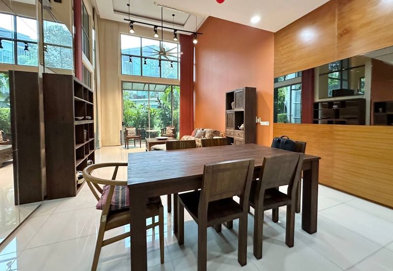 Symphony Hills Schumann