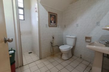 Bandar Tun Hussein Onn