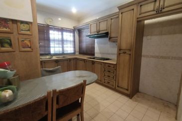 Bandar Tun Hussein Onn