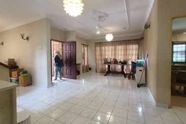 Bandar Tun Hussein Onn