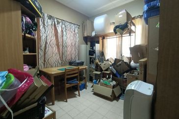 Bandar Tun Hussein Onn