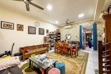 Duta Villa, Presint 14