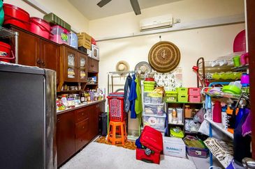 Duta Villa, Presint 14