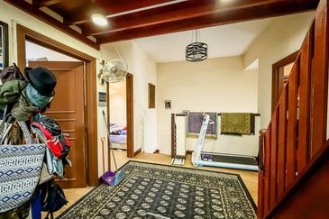 Duta Villa, Presint 14