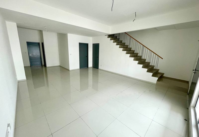 Casa Wood @ Cybersouth