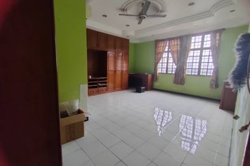 Putra Indah Condominium