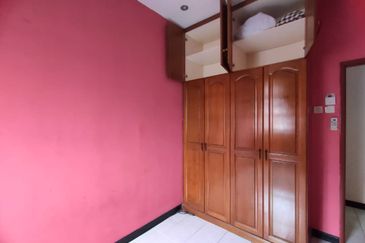 Putra Indah Condominium