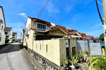 Jacaranda Garden Residence