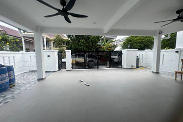 Jalan Suasana, Bandar Tun Hussein Onn