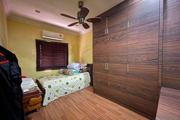 Seksyen 11, Shah Alam