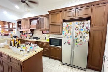 Seksyen 11, Shah Alam