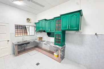 Seksyen 32, Shah Alam