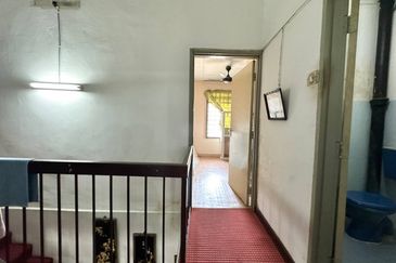 Taman Desa Keramat AU2