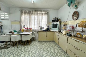 Taman Desa Keramat AU2