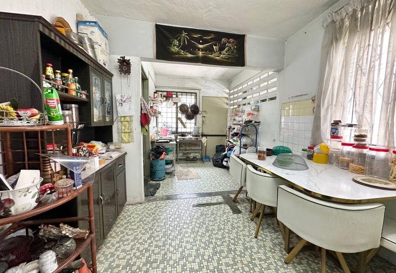 Taman Desa Keramat AU2