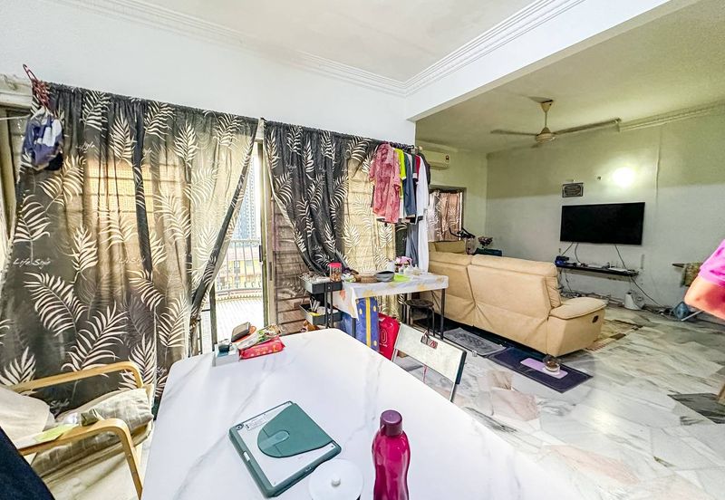 Sri Kinabalu Condominium