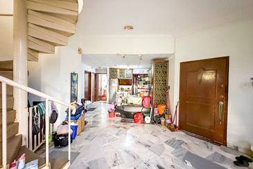 Sri Kinabalu Condominium