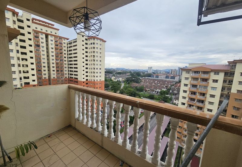 Sri Lavender Apartment