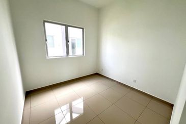 Hazelton @ Eco Forest 3