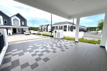 Hazelton @ Eco Forest 3