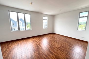 Hazelton @ Eco Forest 3