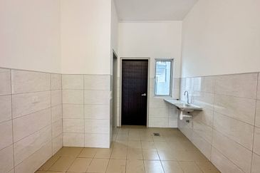 Verna Lake Villas @ Serene Heights