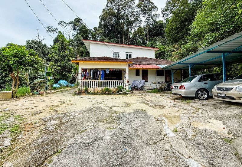 Kampung Bukit Sungai Puteh