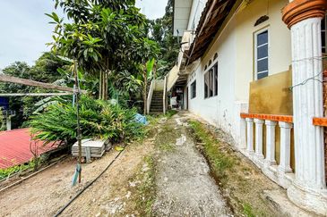 Kampung Bukit Sungai Puteh