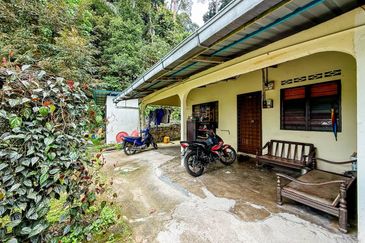 Kampung Bukit Sungai Puteh