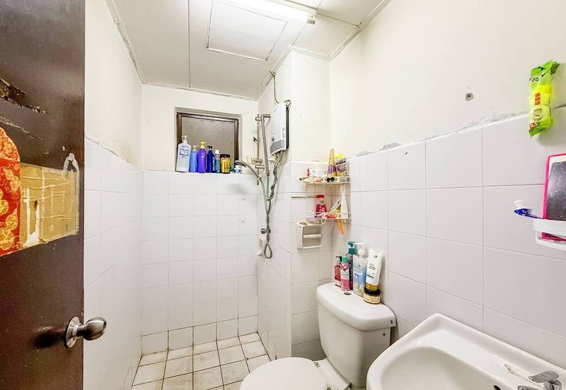 Vista Millennium Condominiums