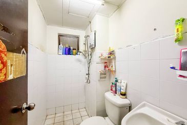 Vista Millennium Condominiums